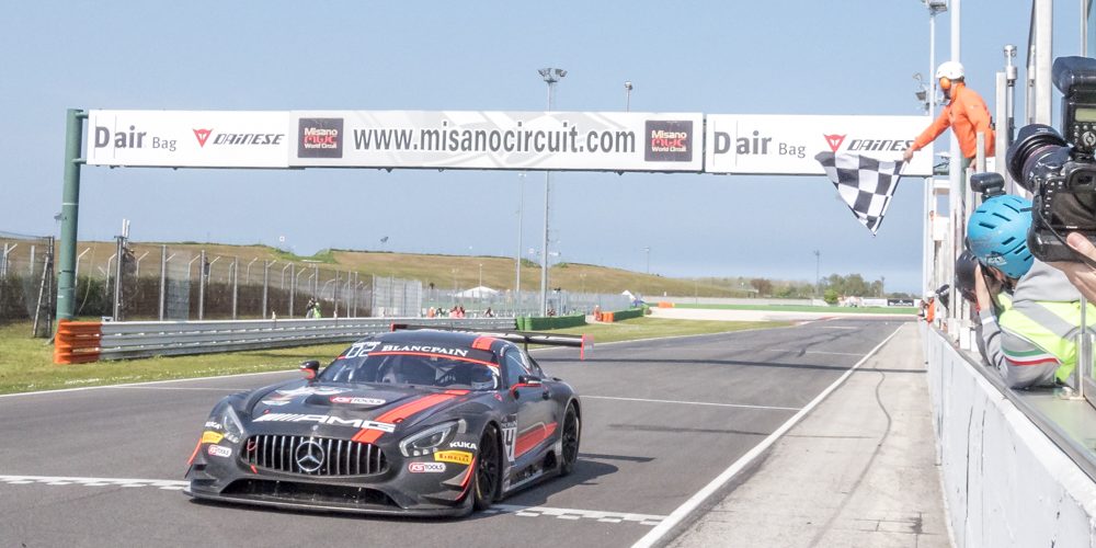 PM03 – Checkered Flag – Credit Stephan Morgenschweis